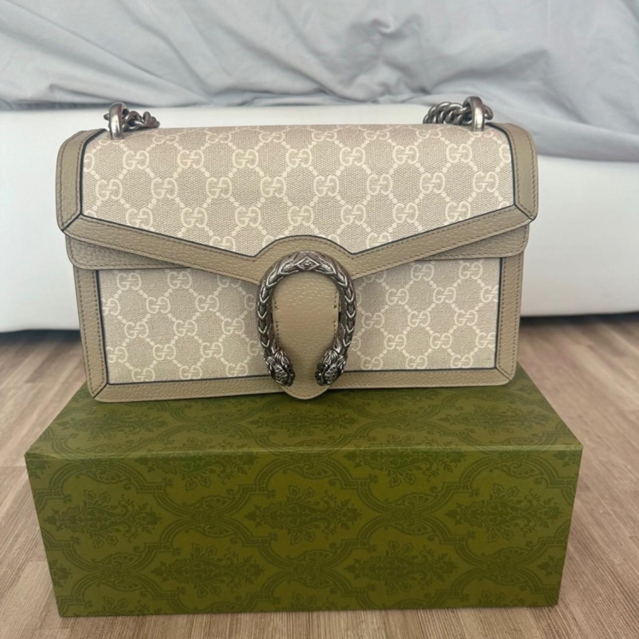 Gucci ivory dionysus in size medium Mint condition