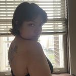 amandalanuza's profile picture