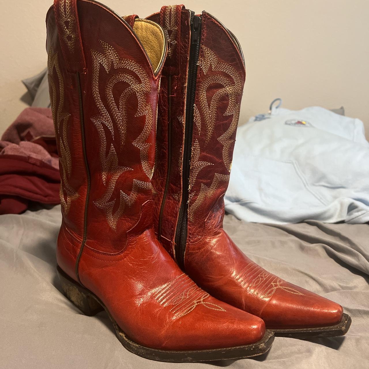 Shyanne hotsell red boots