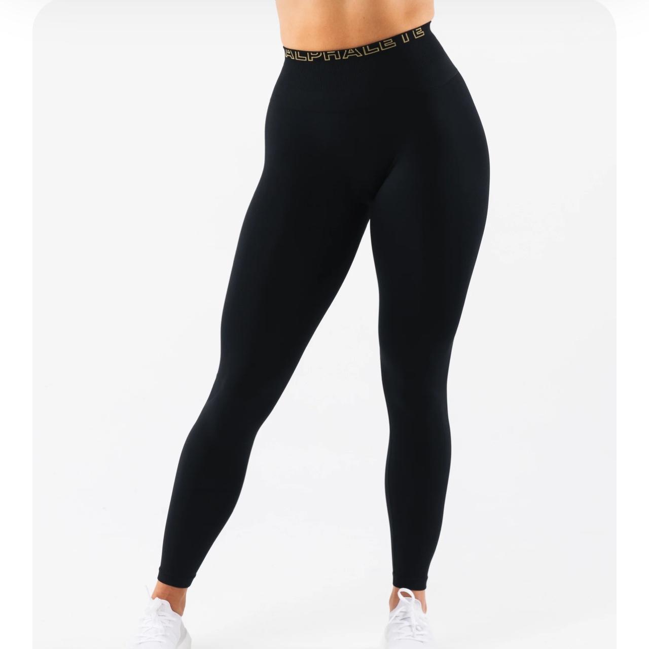 Alphalete Amplify SE Gravity Leggings in Black Size... - Depop