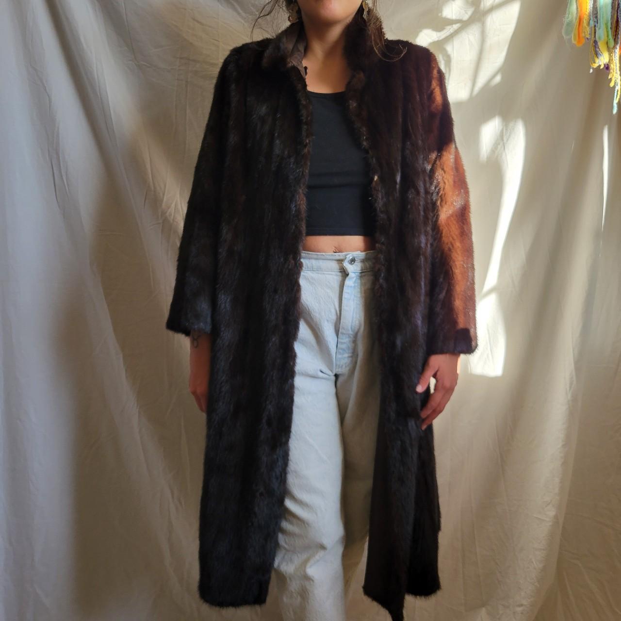 Vintage Mink Coat 19.5 ptp 36" long Some balding... - Depop