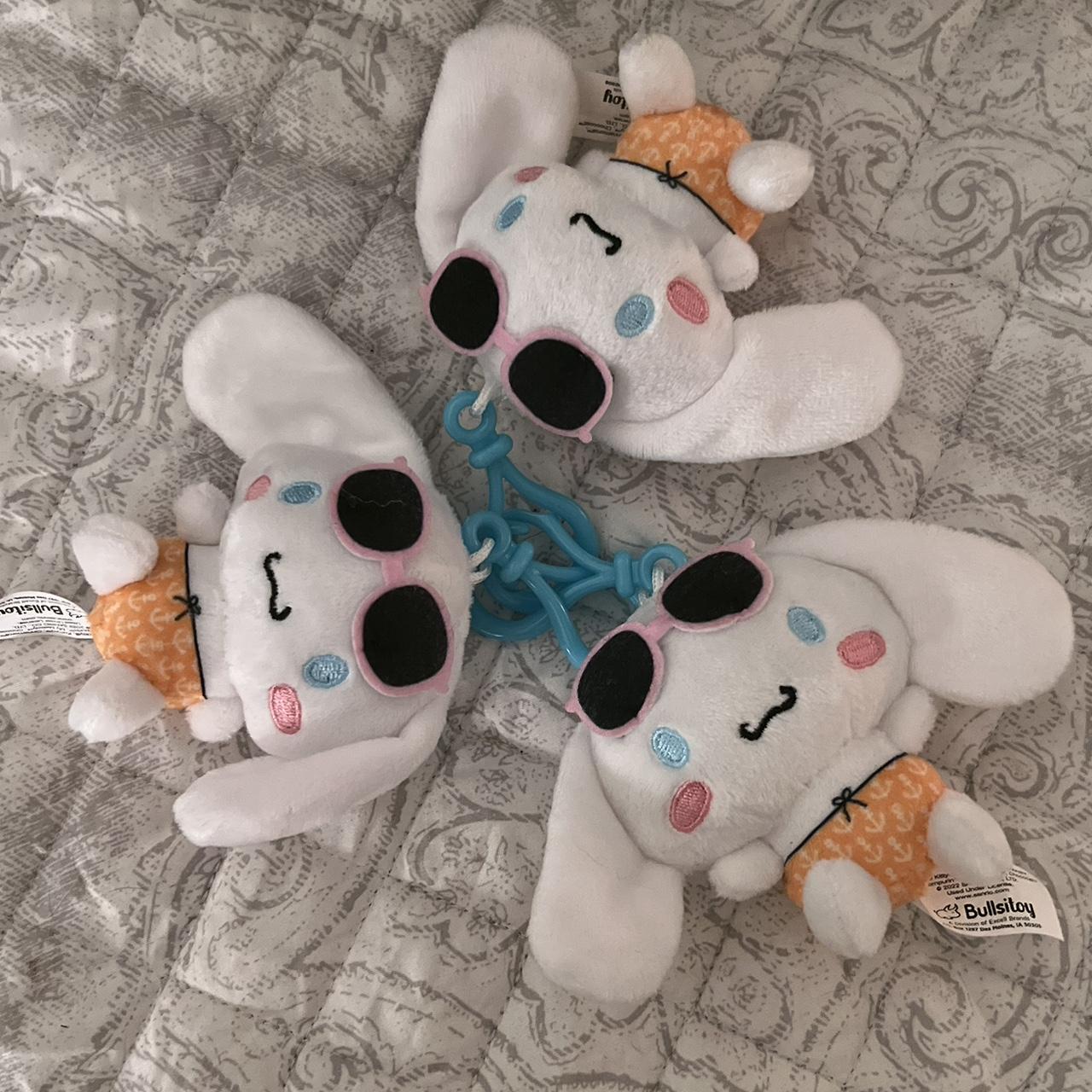 Small Cinnamon Roll Hello Kitty Keychain keychain... Depop