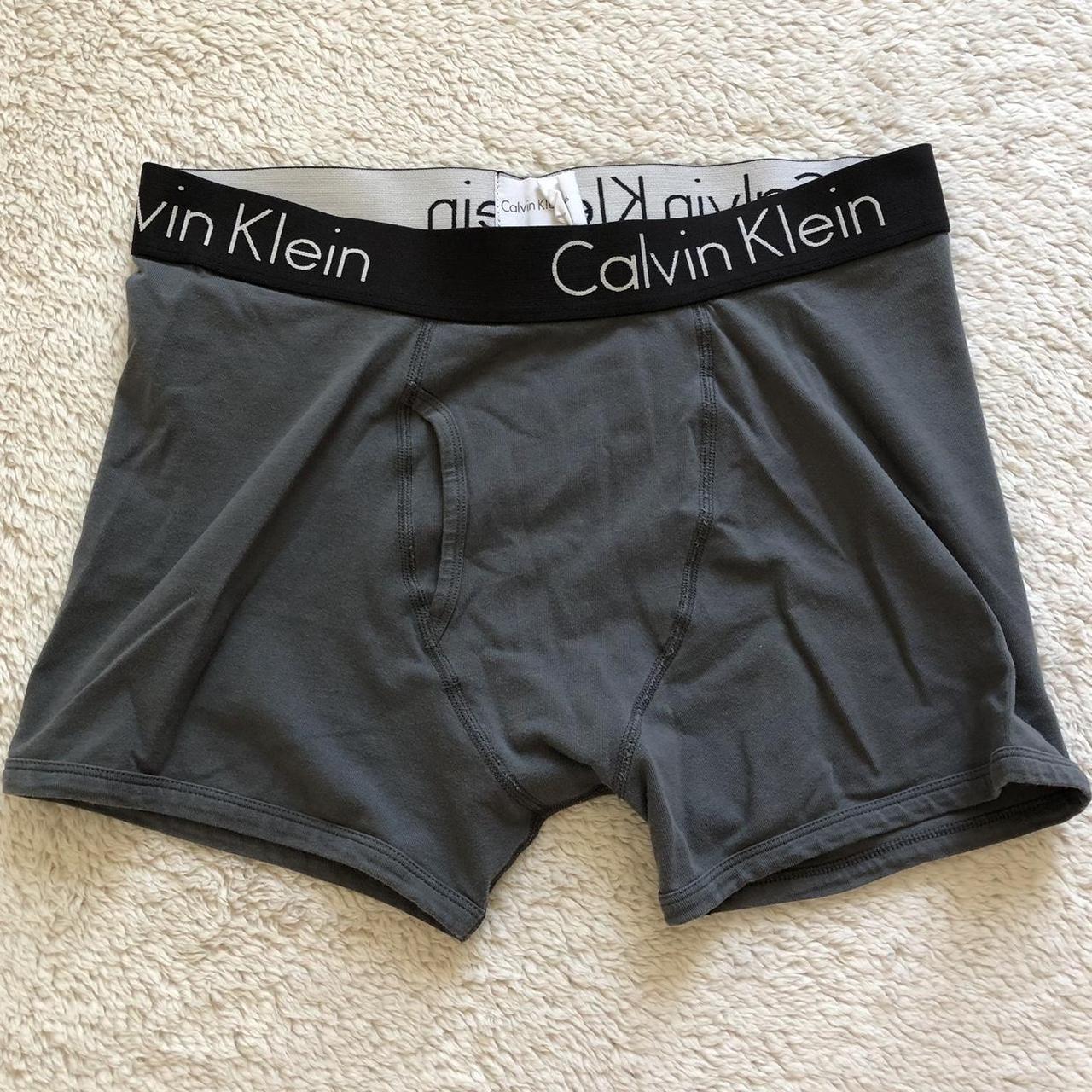 Calvin Klein Men's Grey and Silver Boxers-and-briefs