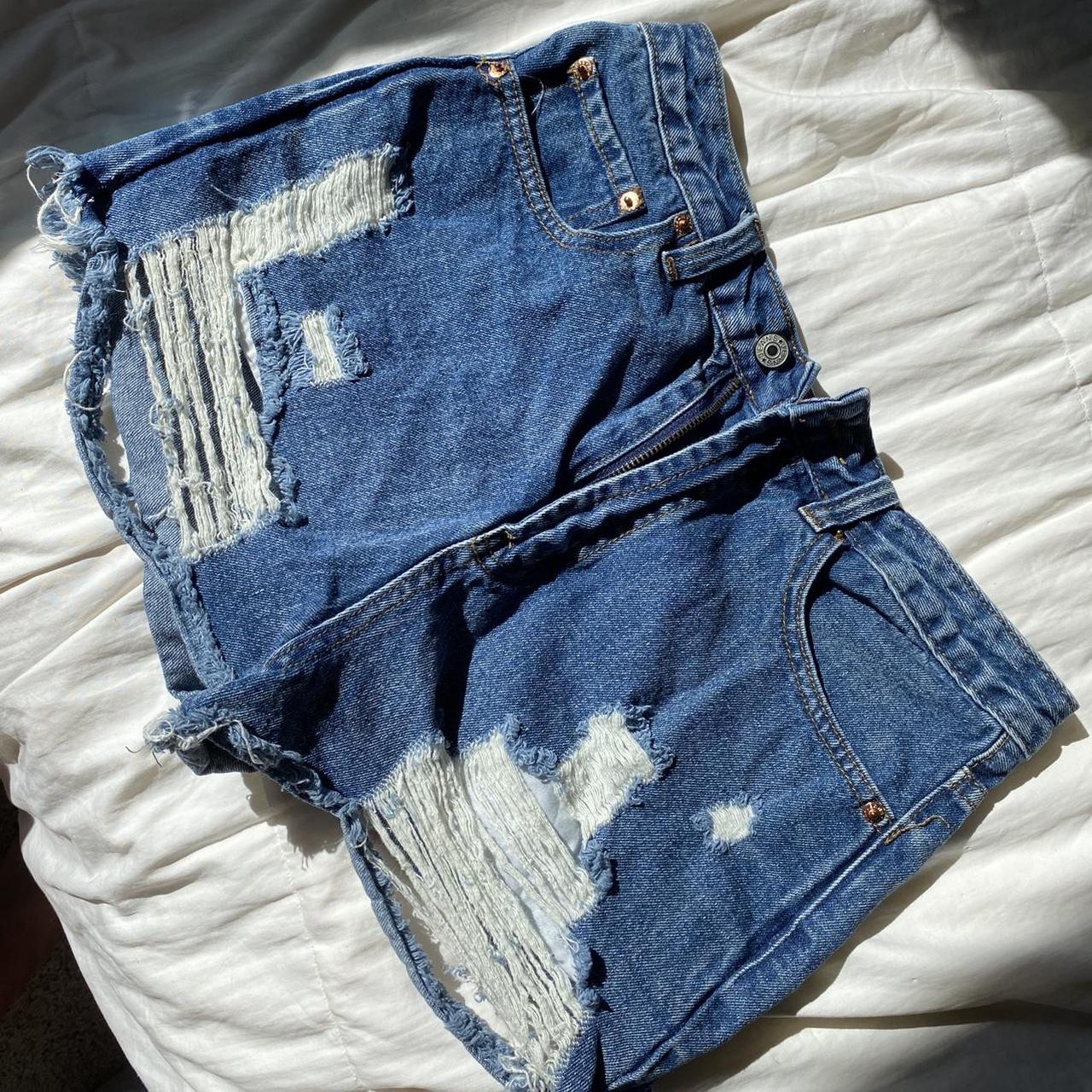 item listed by yasm1n33