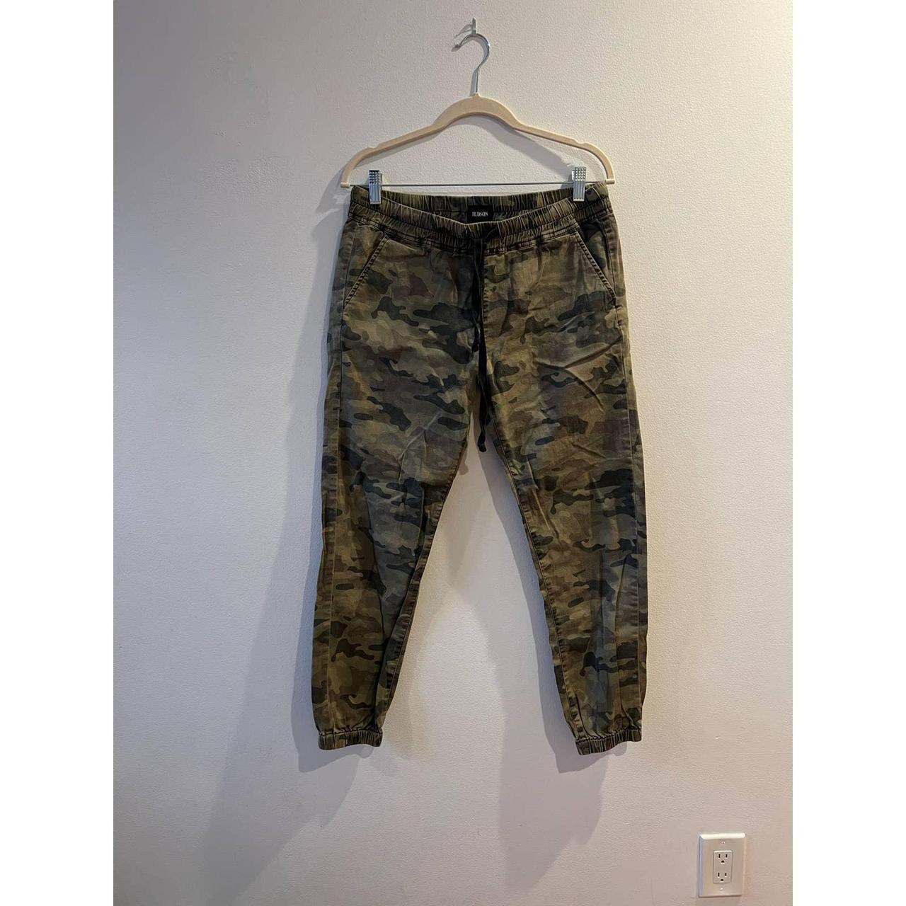 Hudson store camo pants