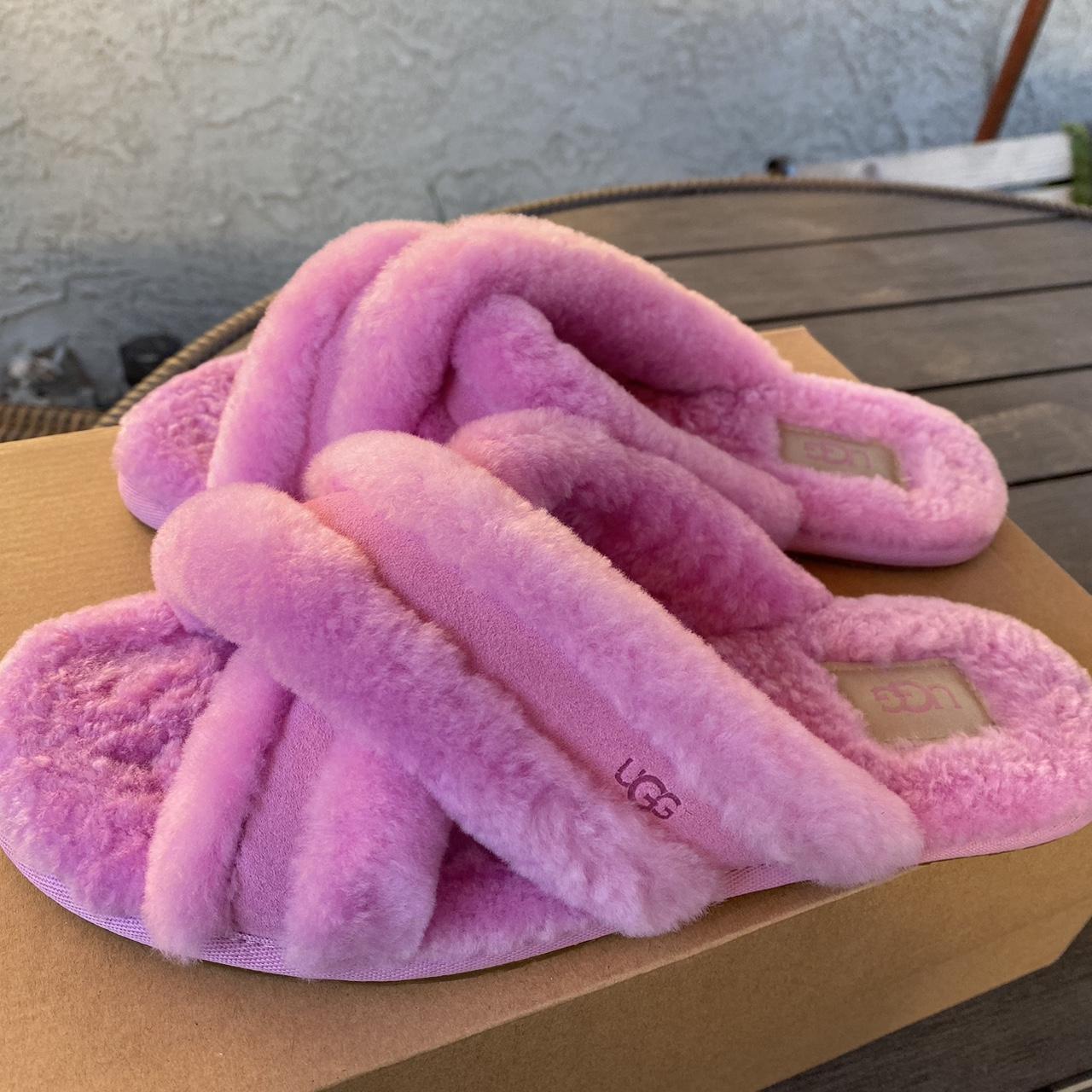 Size 9 best sale ugg women's slippers