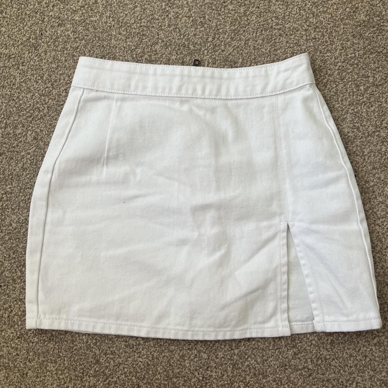 Princess Polly Women's White Skirt | Depop