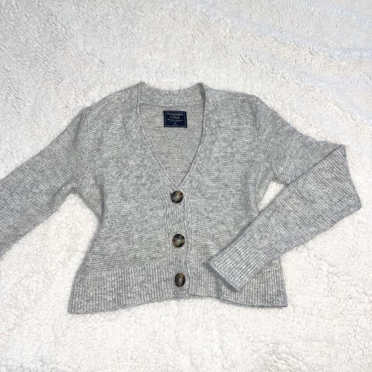 Abercrombie & Fitch cardigan/sweater - Size: XS - So... - Depop