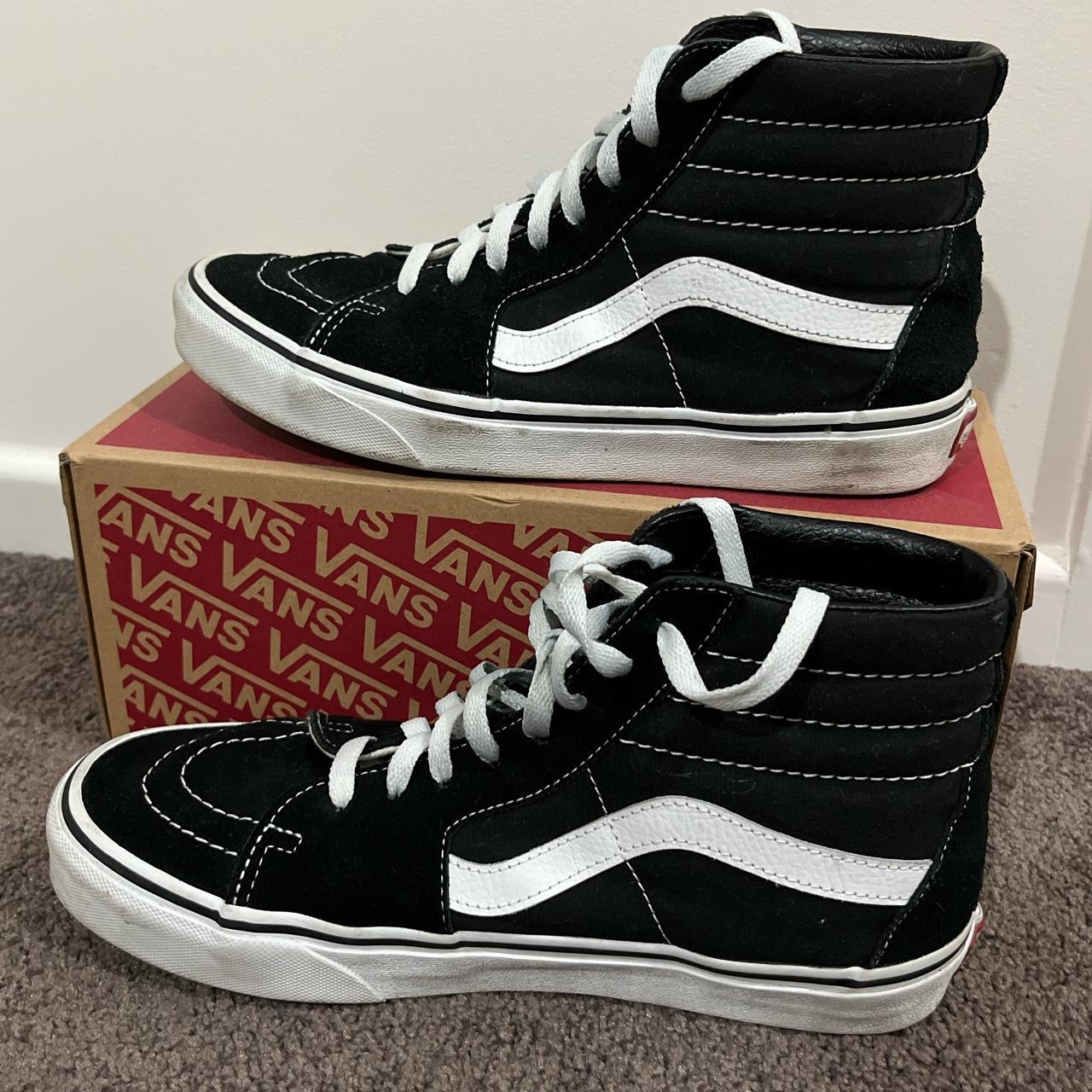 Vans Women's Black and White Footwear | Depop