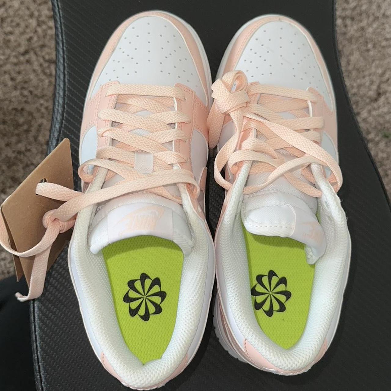 Nike Women's White and Pink Trainers | Depop