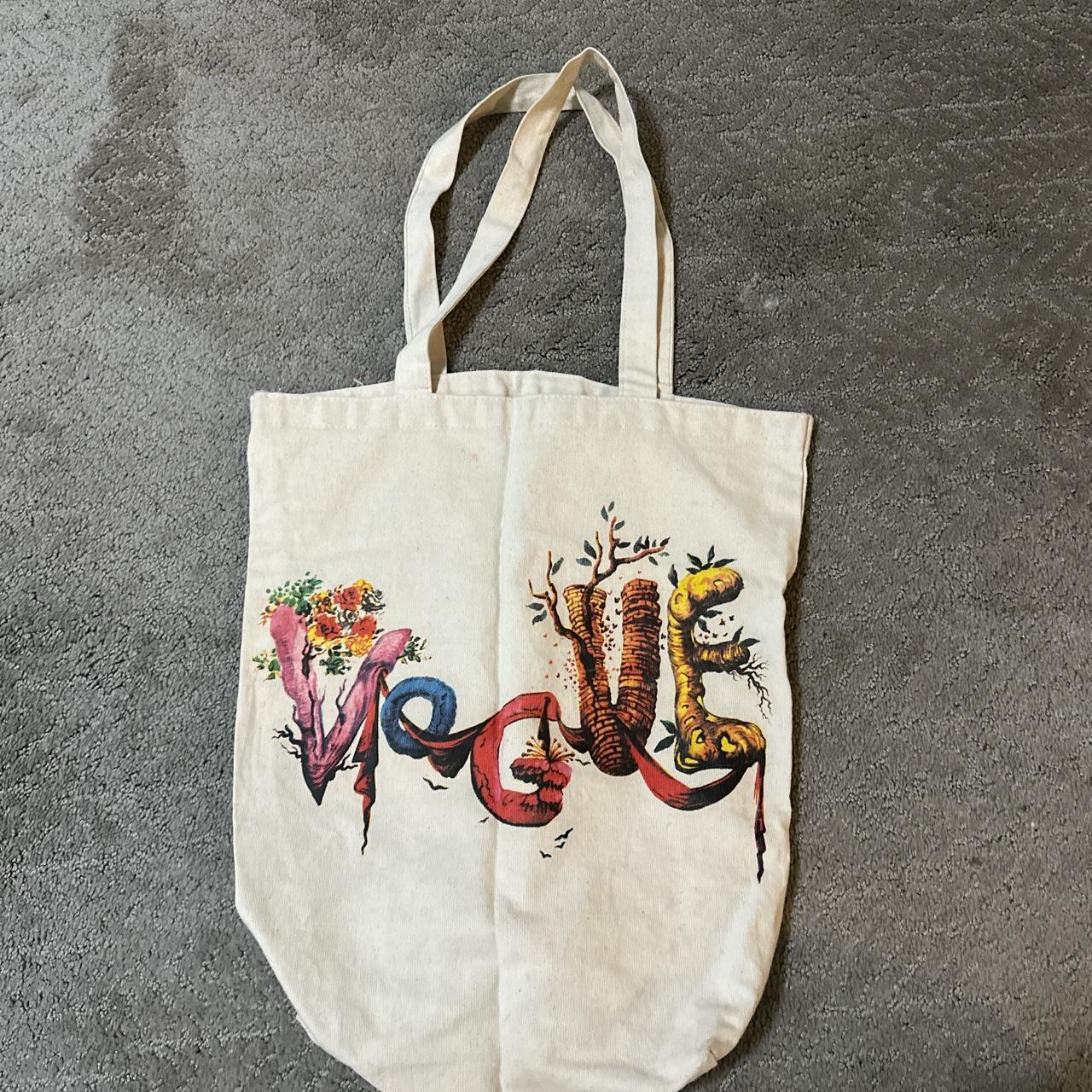 Vogue tote discount