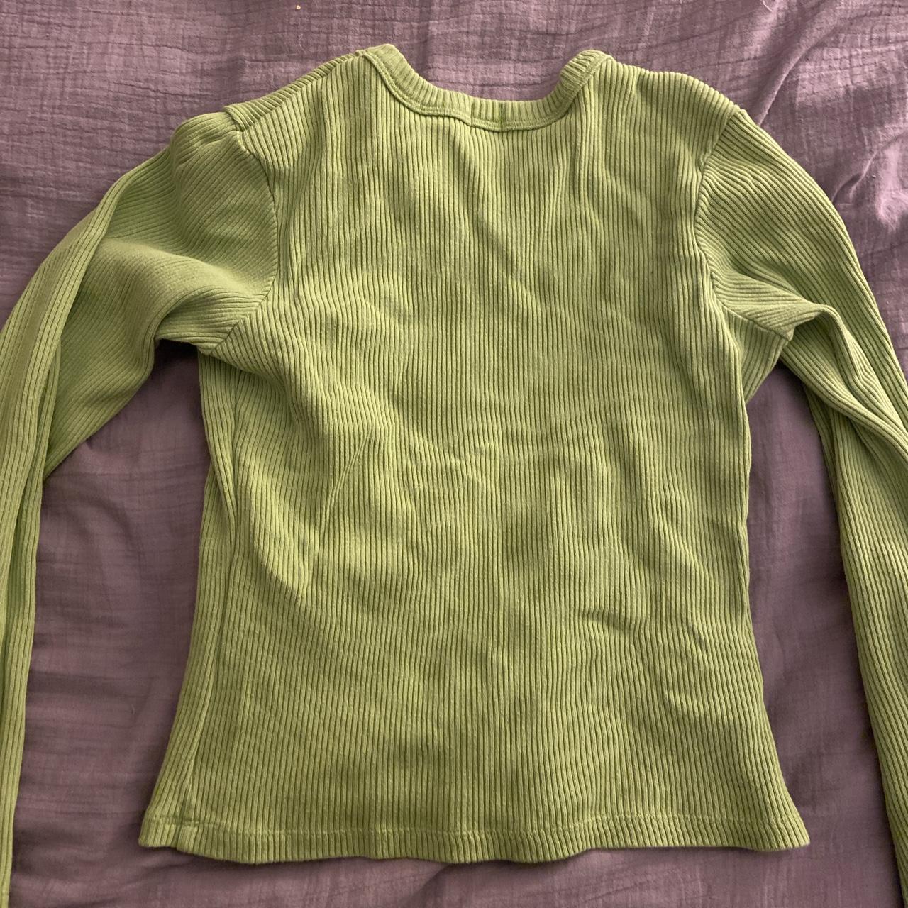 Gap Women's Green Shirt | Depop