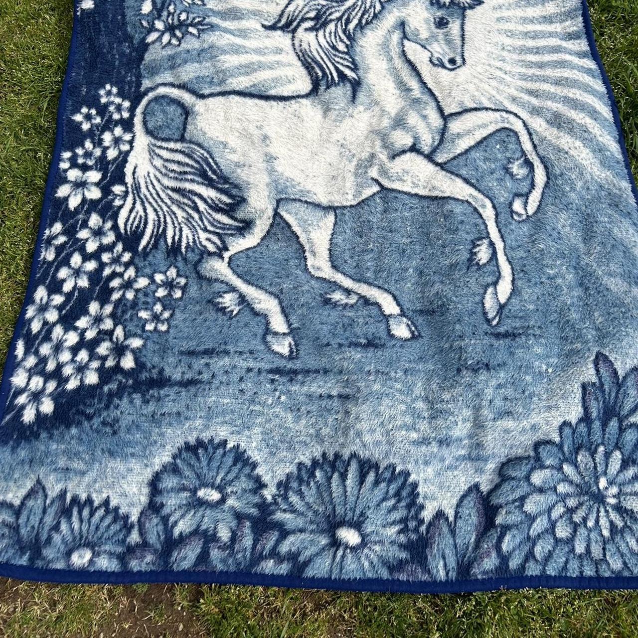 The most magical vintage 80s unicorn throw