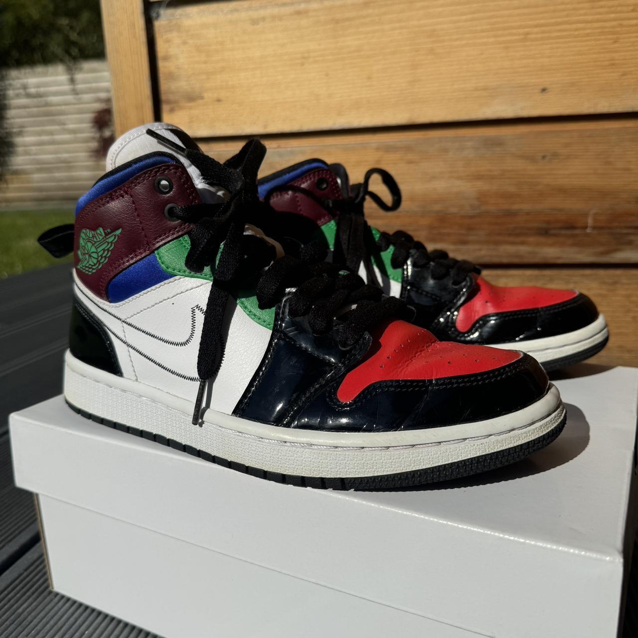 womens jordan 1s mid