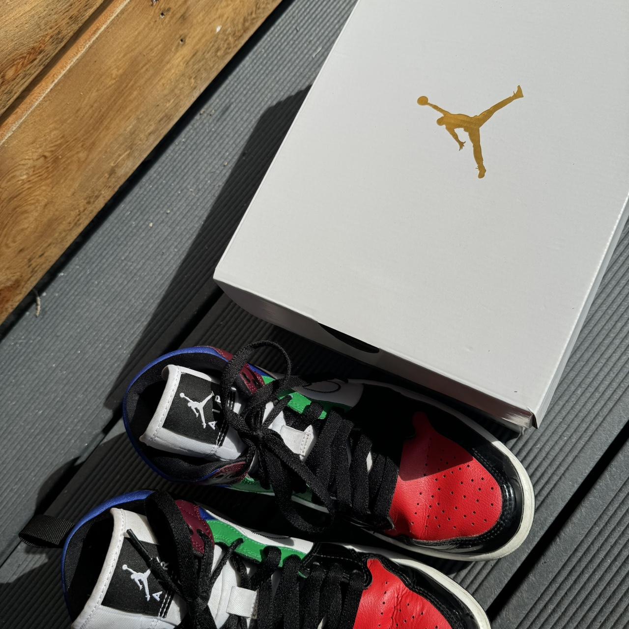 womens jordan 1s mid