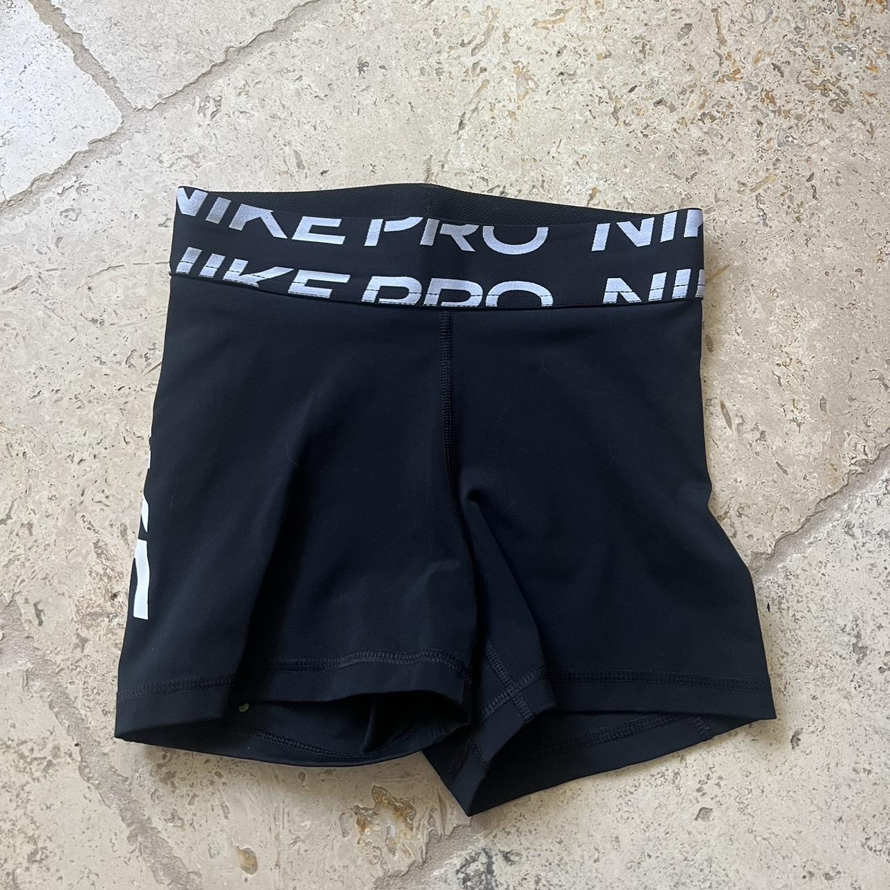 xs nike pro shorts
