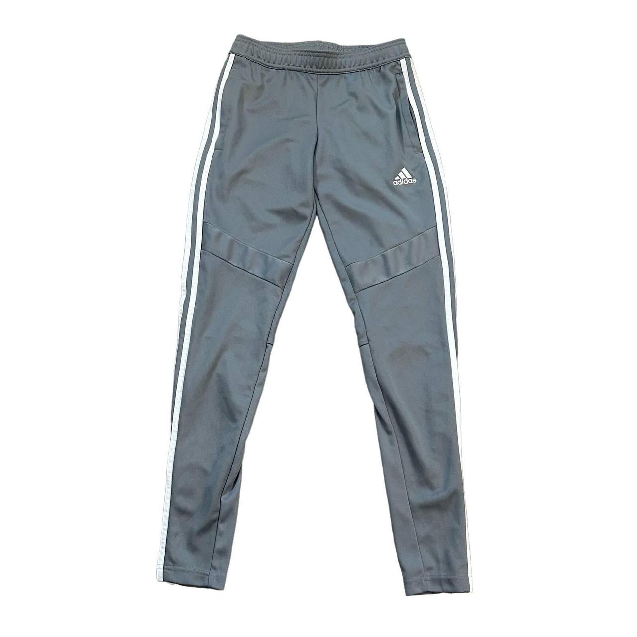 Adidas pants outlet with zip pockets