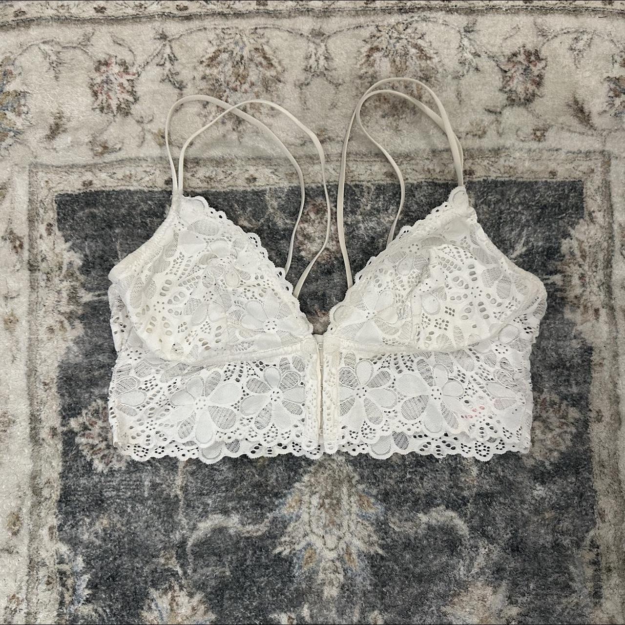 Colsie White lace corset style bra top Size: Medium - Depop