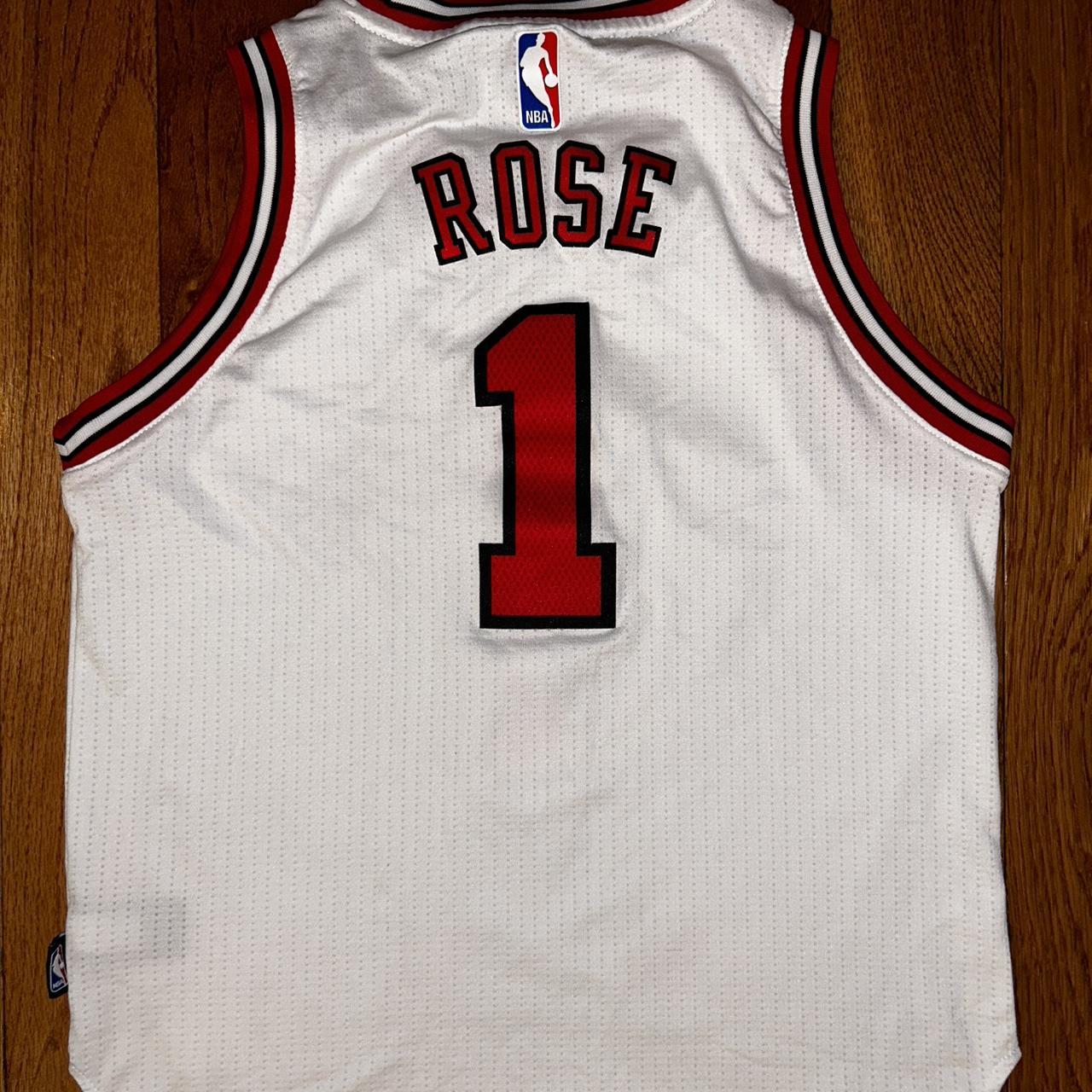 Vintage jersey 🍄 Chicago bulls, Derrick Rose $6.20 - Depop