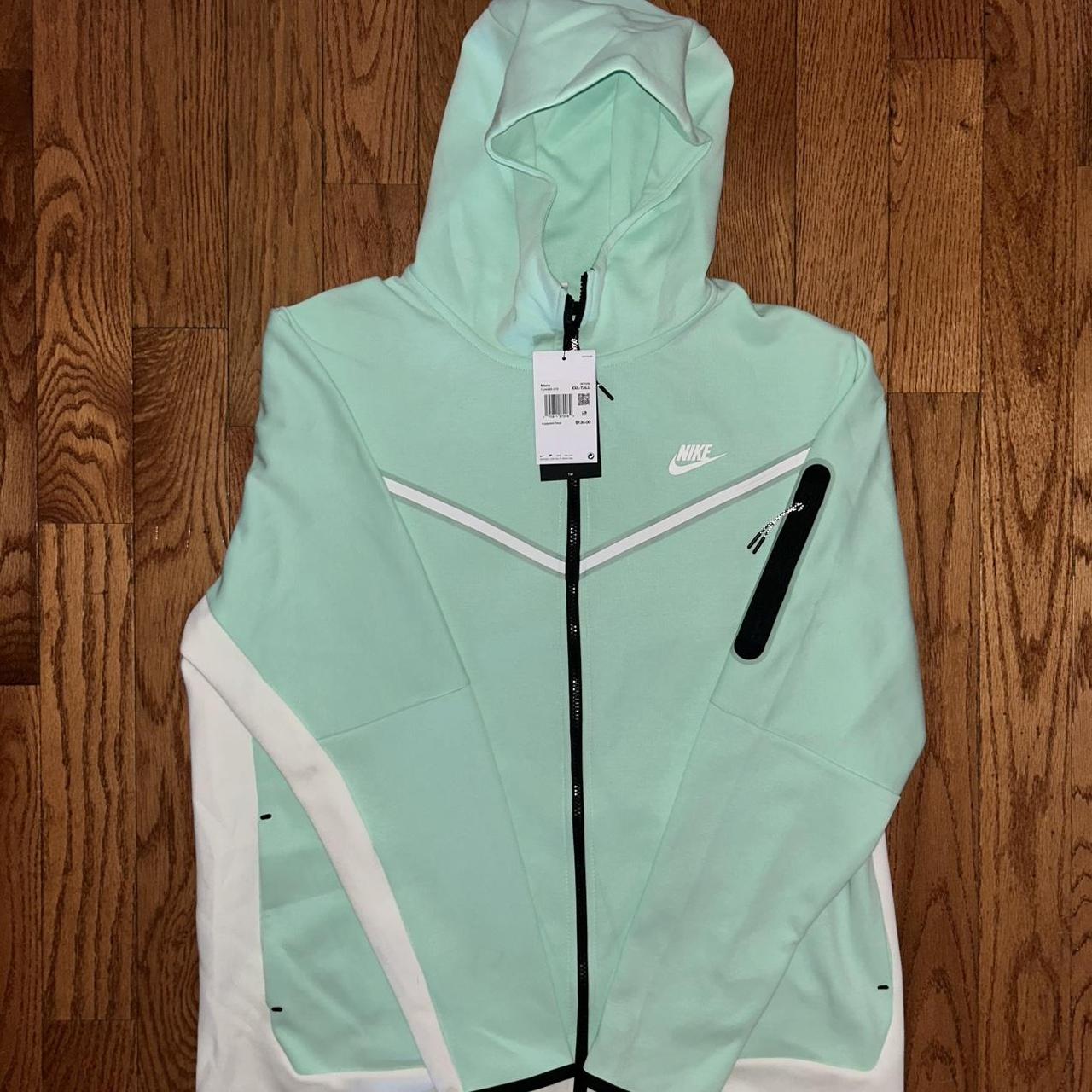 mint green hoodie nike