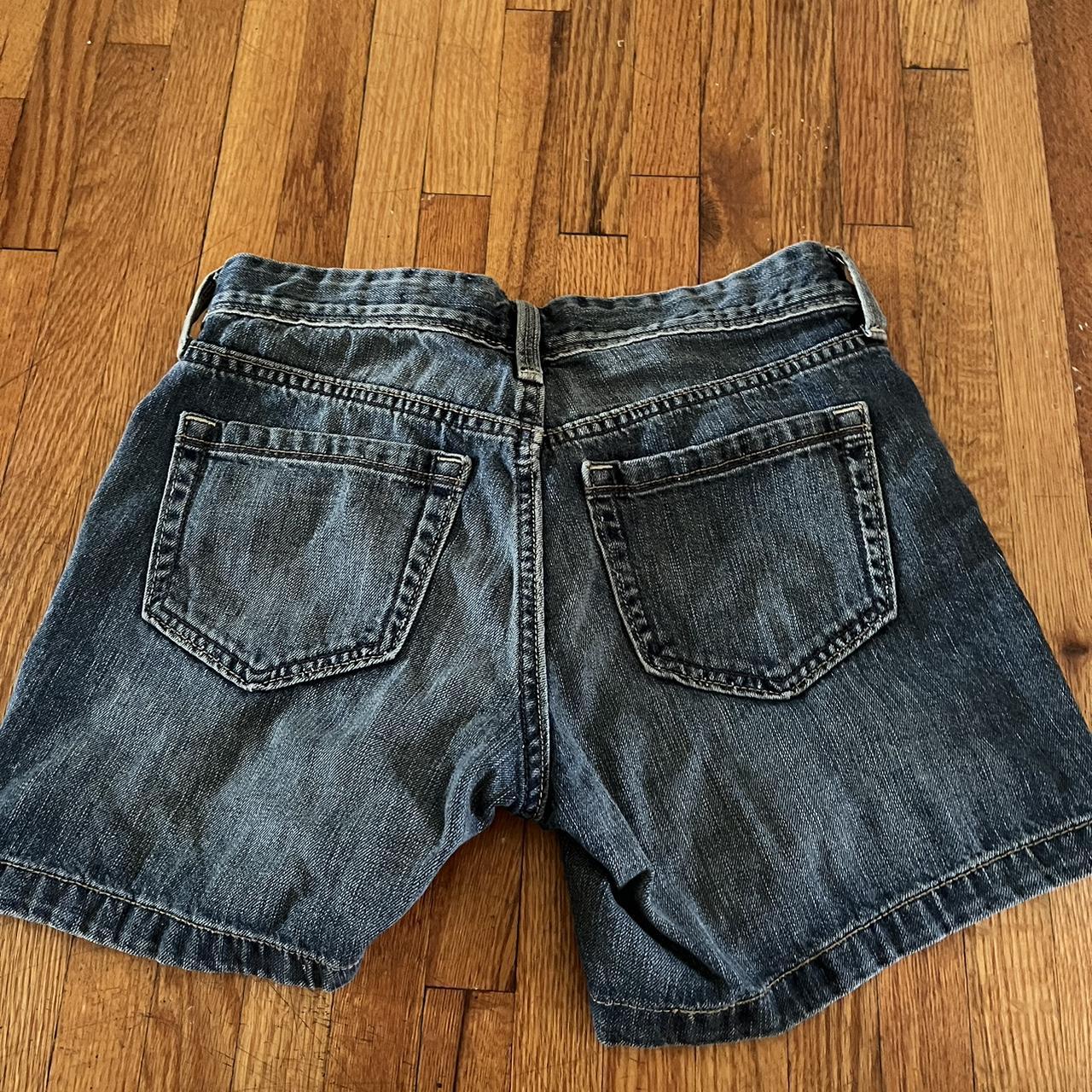 Old navy dark wash baggy shorts - U.S Size 0 - Depop