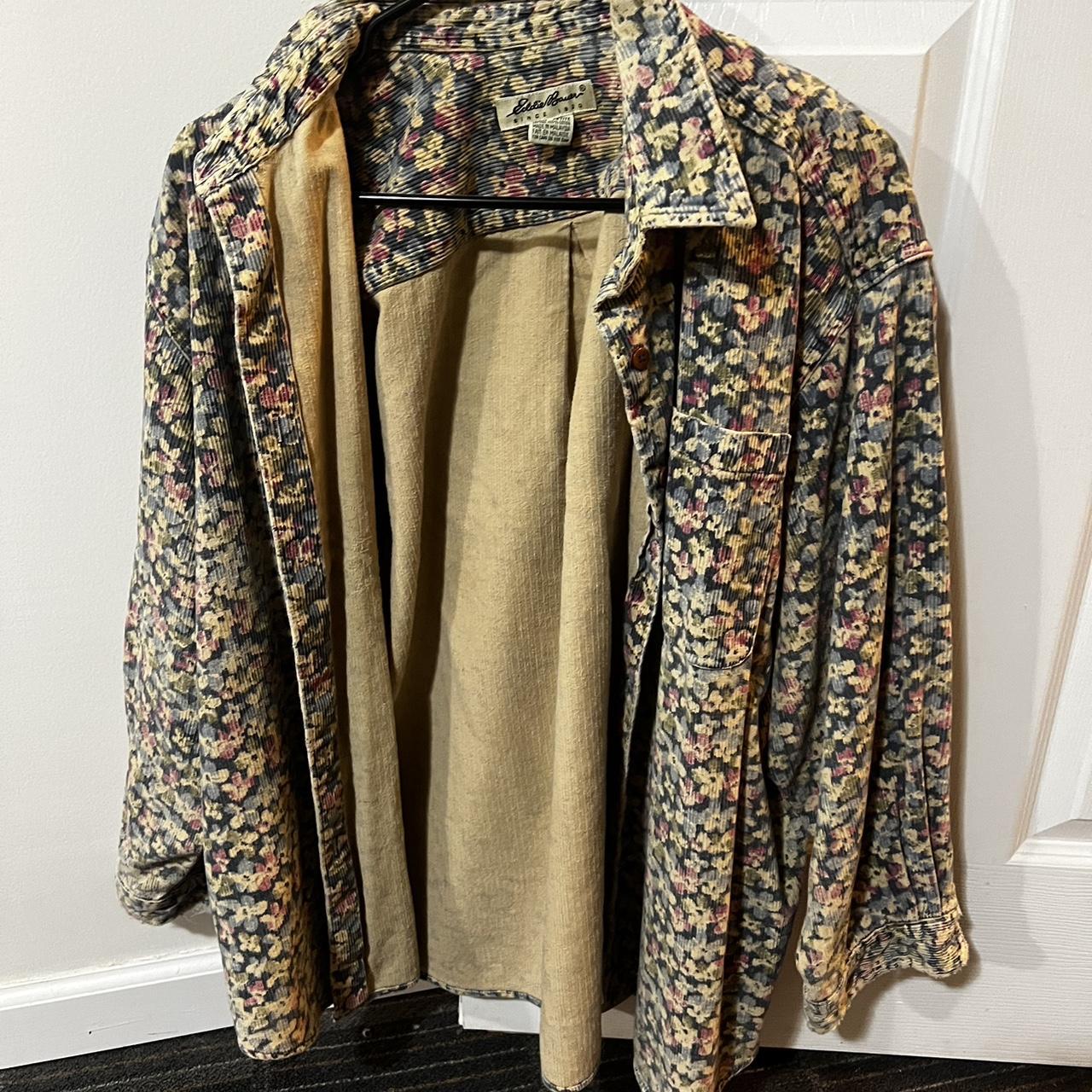 xl eddie bauer floral print shaket - Depop