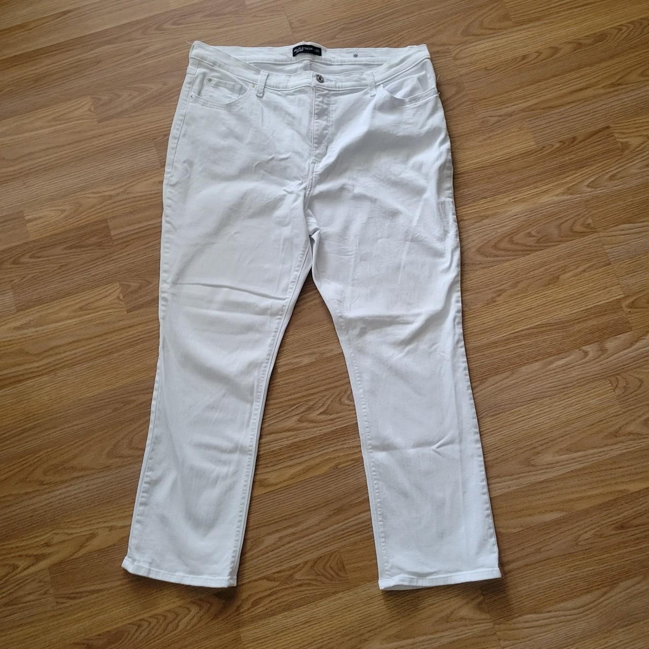 womens white lee jeans