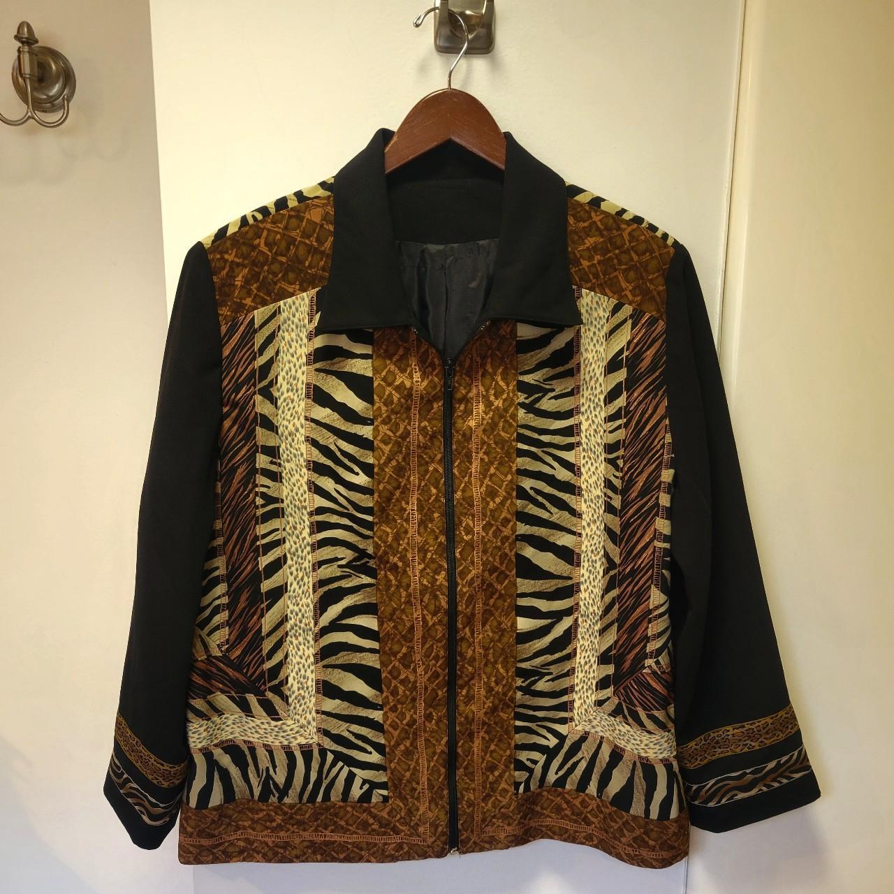 XL Animal print Zip Up Lined Jacket Padded... Depop