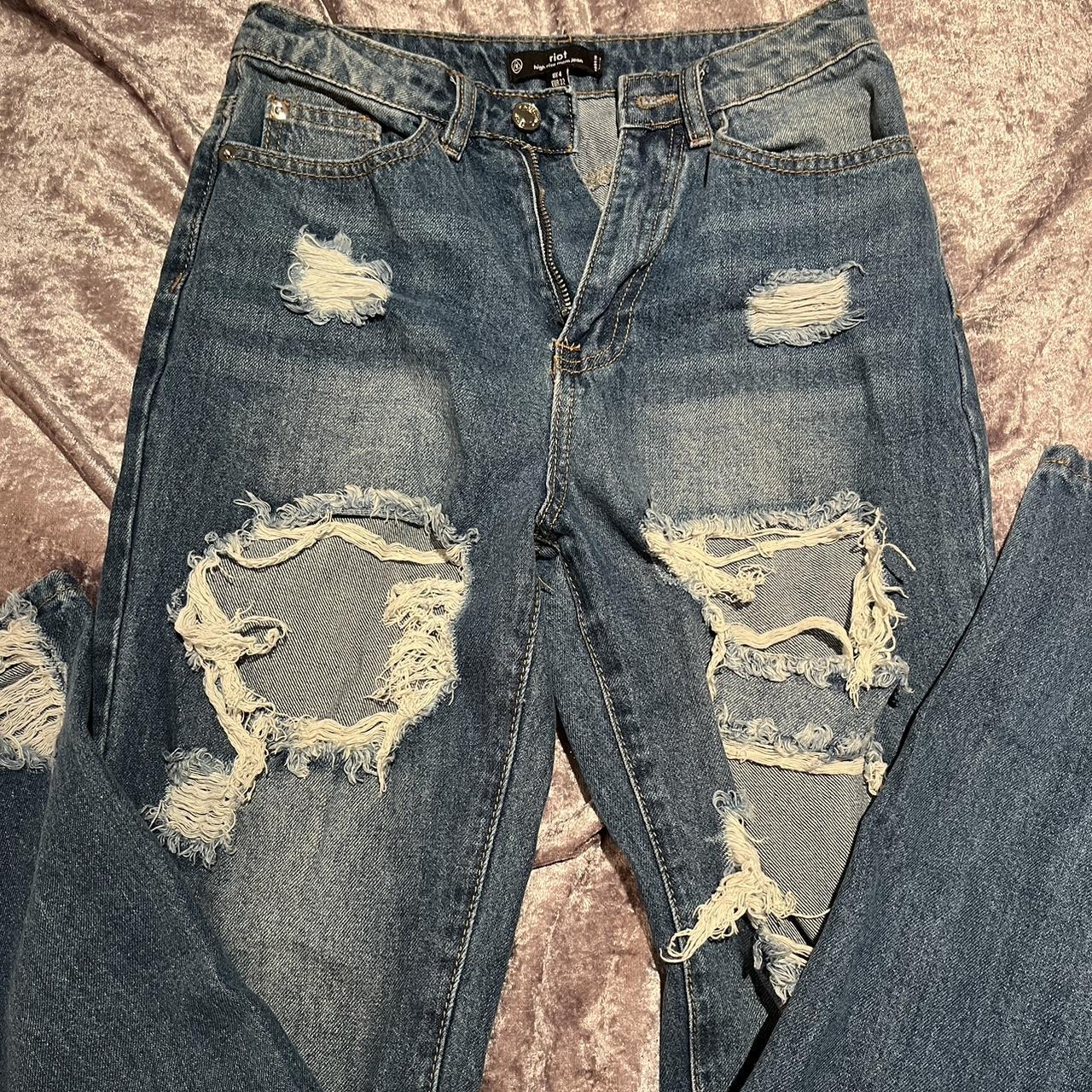 Missguided High rise ripped mom jeans Too big for me Depop