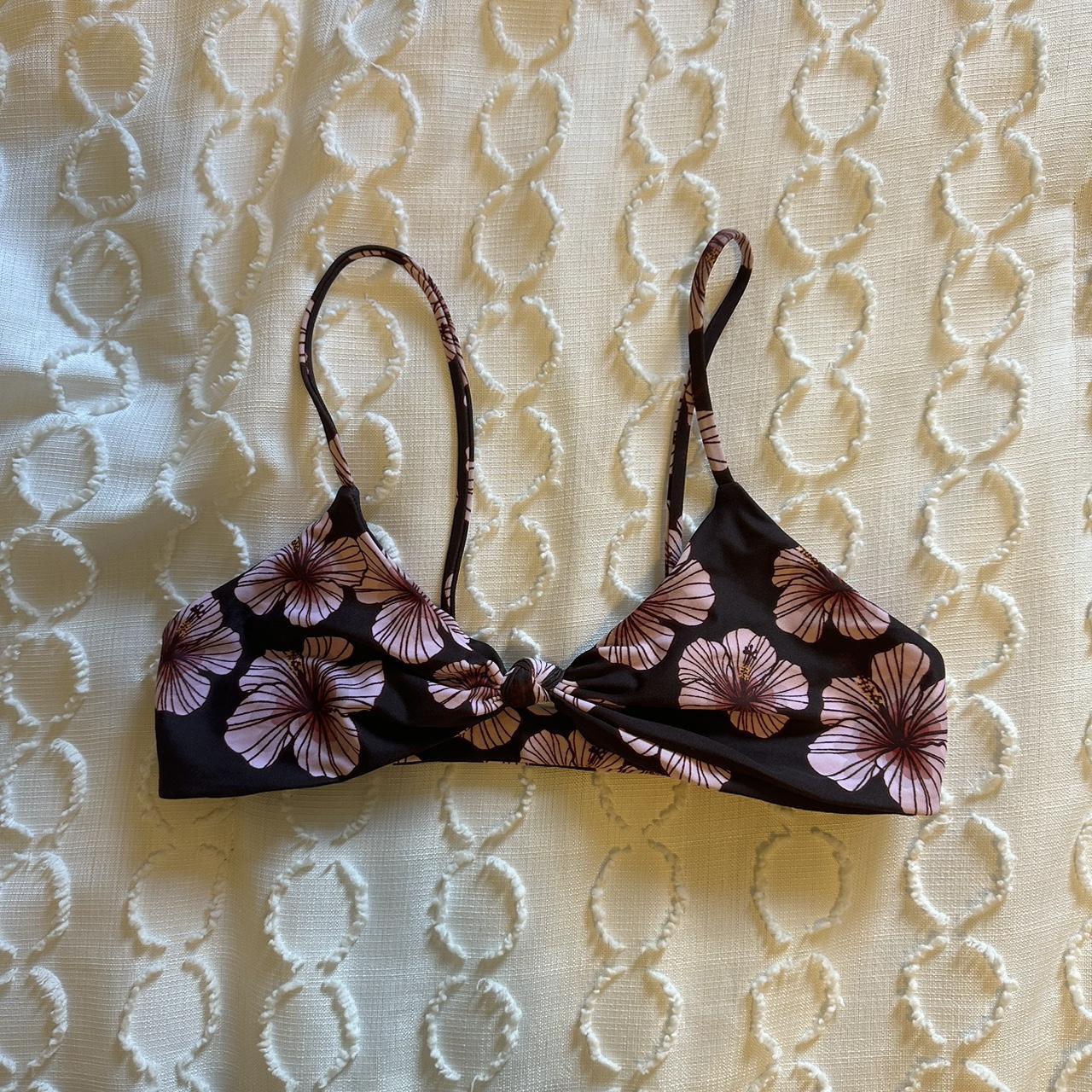 Benoa Swim Outrigger Top Size = Small Condition =... - Depop