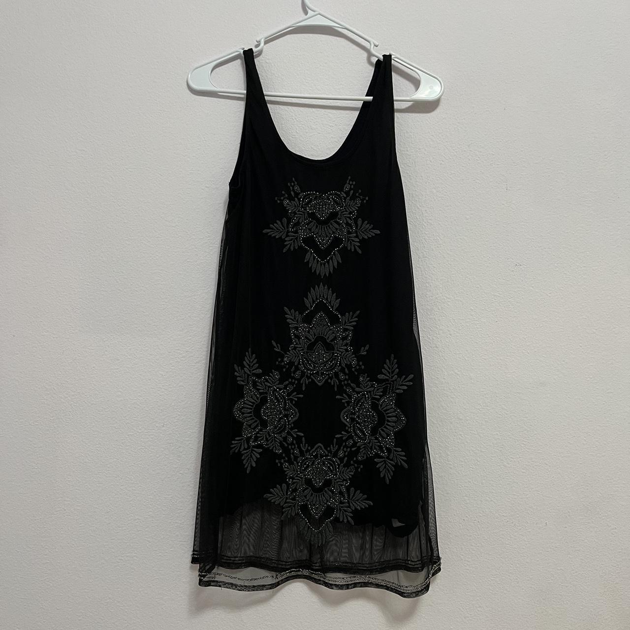 Abercrombie & Fitch Black Embellished Sleeveless... - Depop