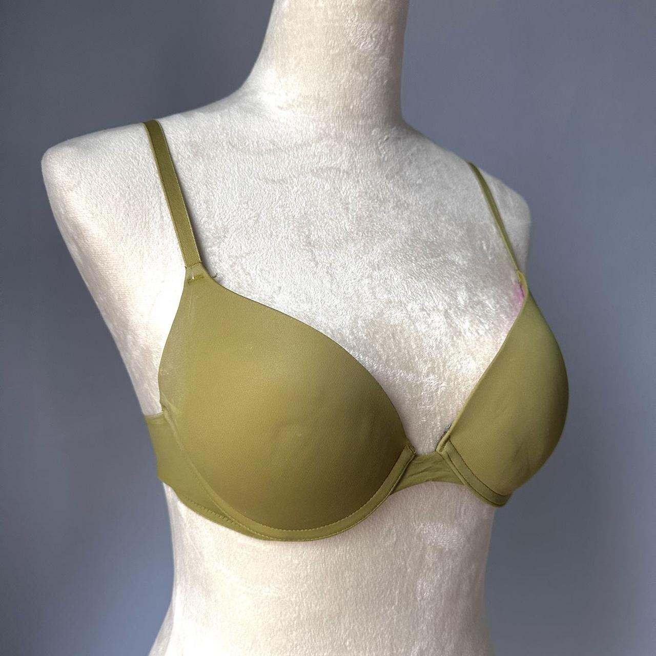 Pink Green Bra 34B, Condition is fair; on photo 5