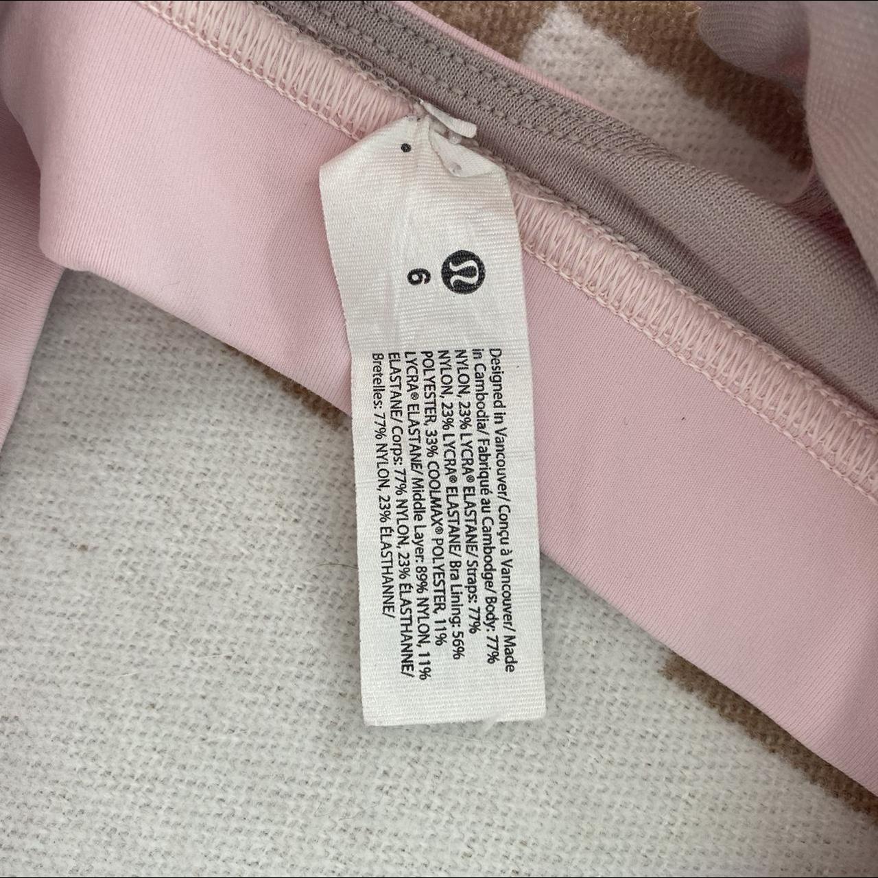 Baby pink lululemon sports bra!!!! Just doesn’t fit... - Depop