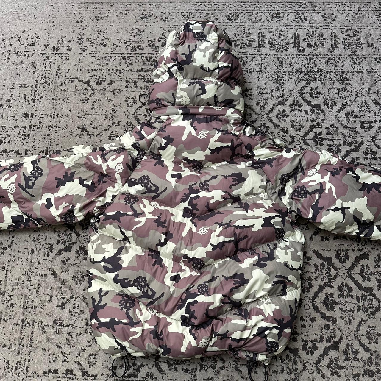 Mertra Camo Hooded Cropped Puffer Jacket Length: | Depop