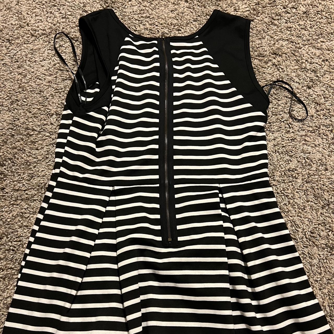 Cute forever 21 dress. Size L (PLEASE DONT USE PAYPAL) - Depop