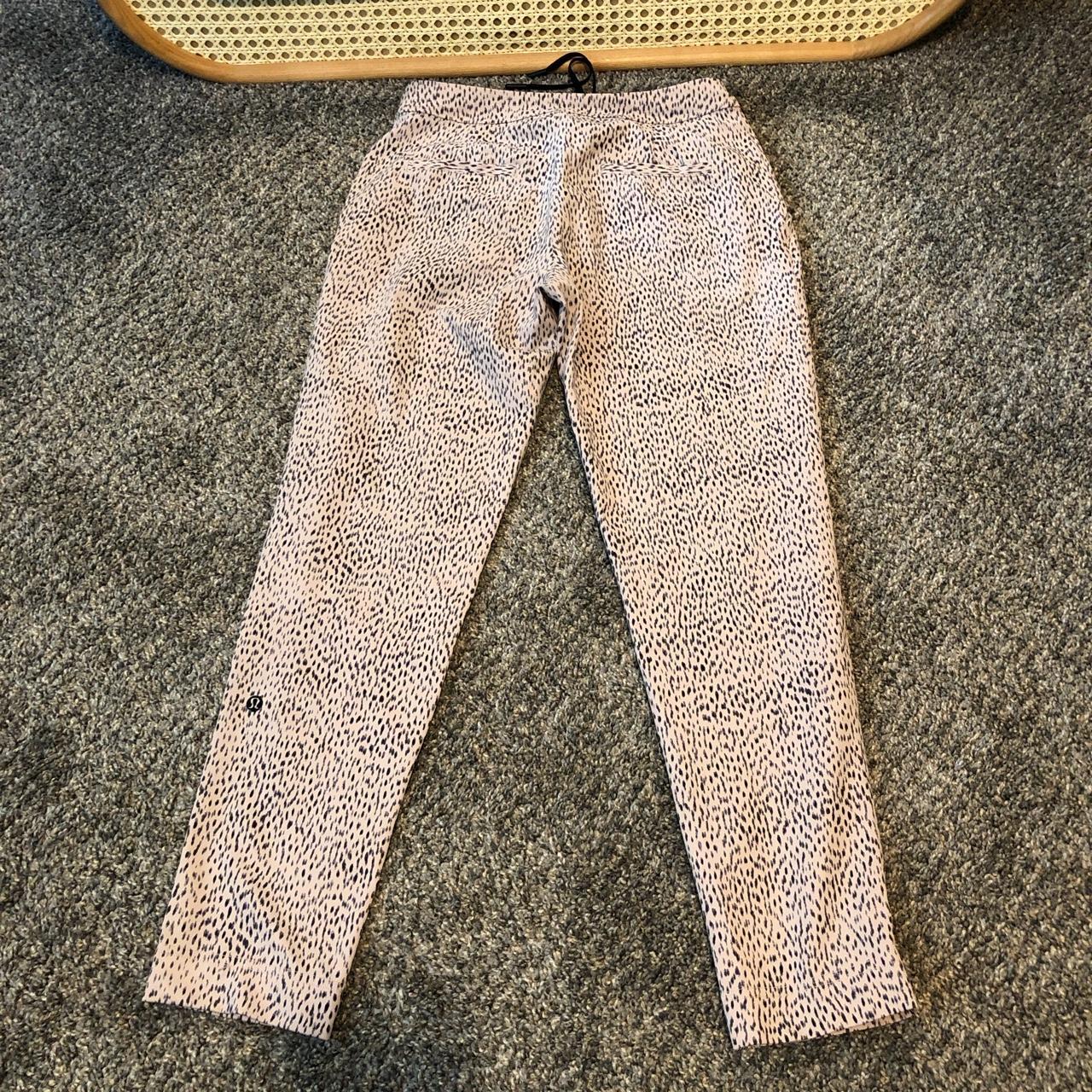 LULULEMON JOGGERS I accept only Depop payments! No... Depop