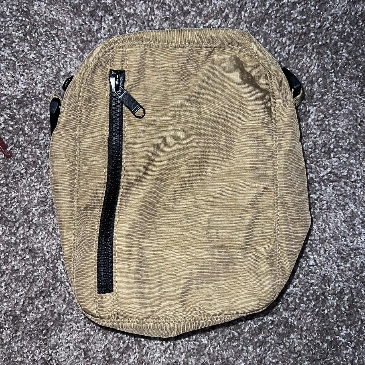 baggu sports crossbody dark khaki strap is inside... - Depop