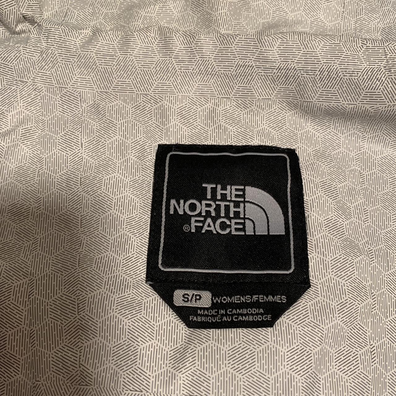The North Face Women's Grey Jacket (3)