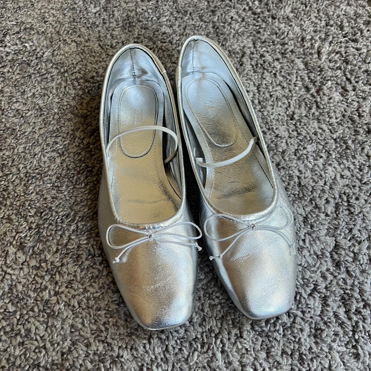 Silver Mary Jane ballet flats worn twice Size: 39 - Depop