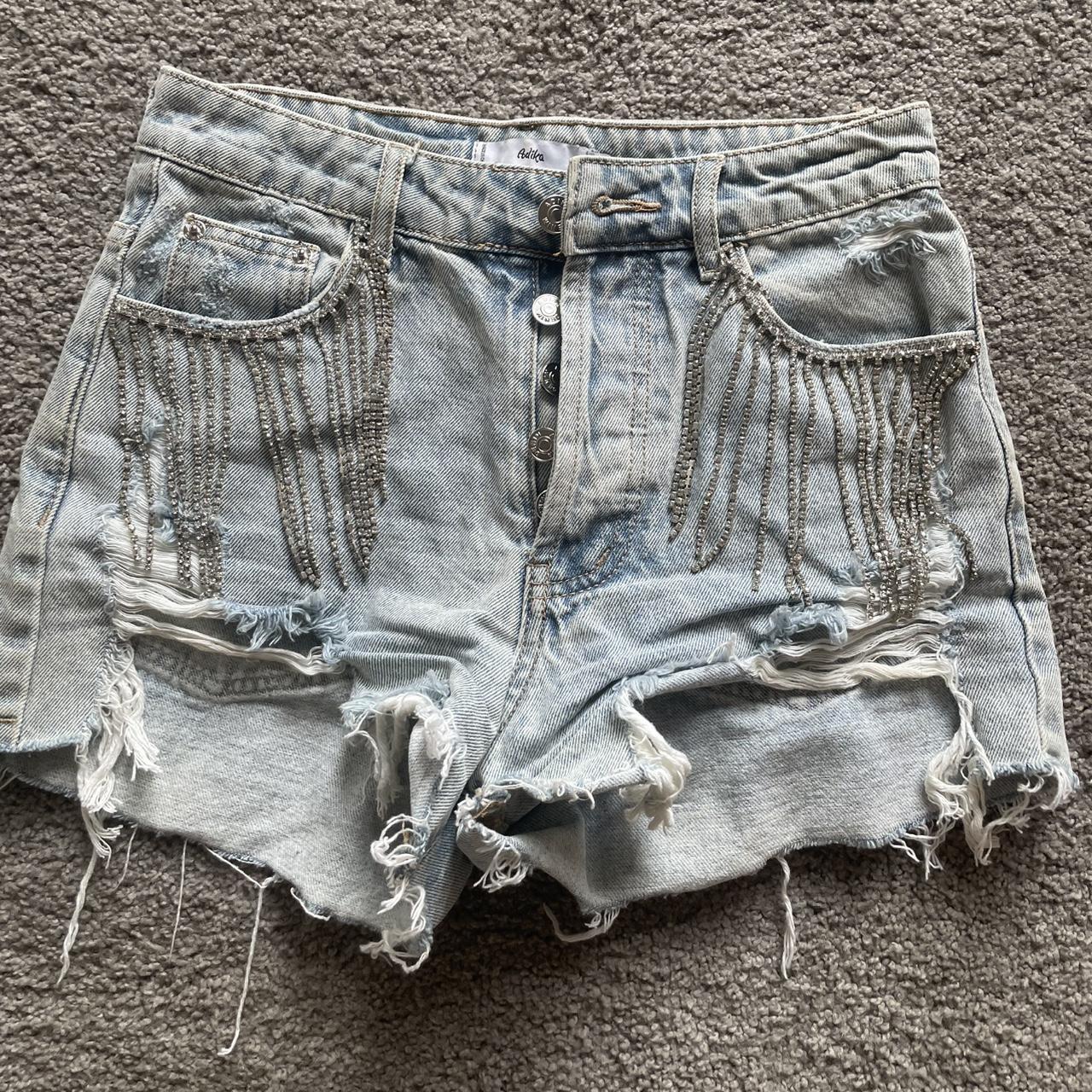 item listed by pnatashashop