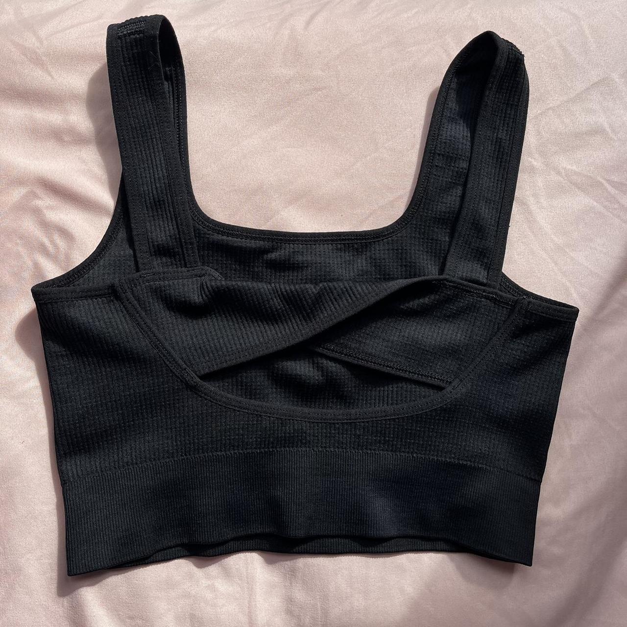 SO seamless twist-back bralette, juniors’ small... - Depop