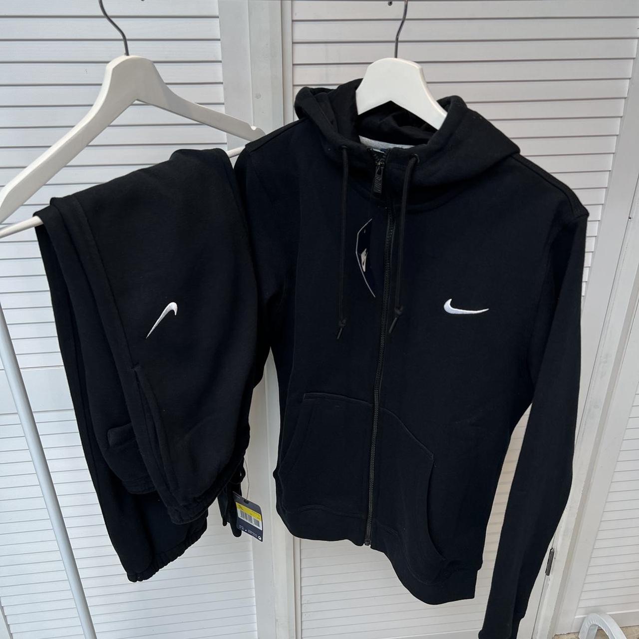 black nike tracksuit hoodie