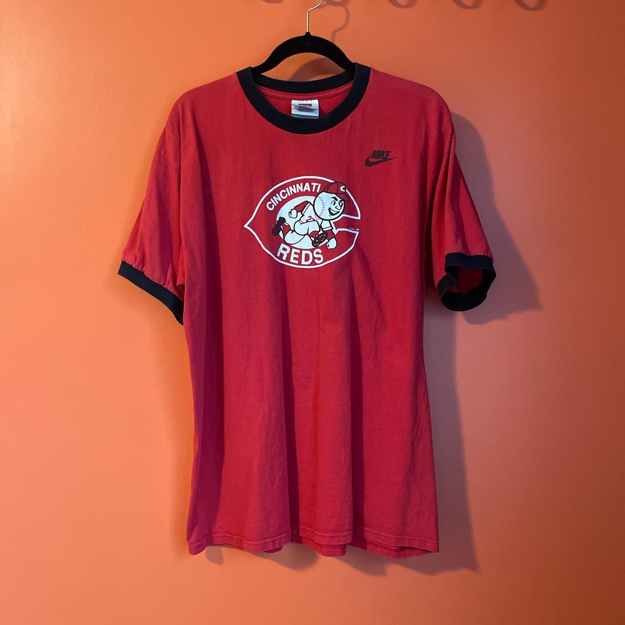 Vintage Cincinnati Reds Jersey Size Small but runs - Depop