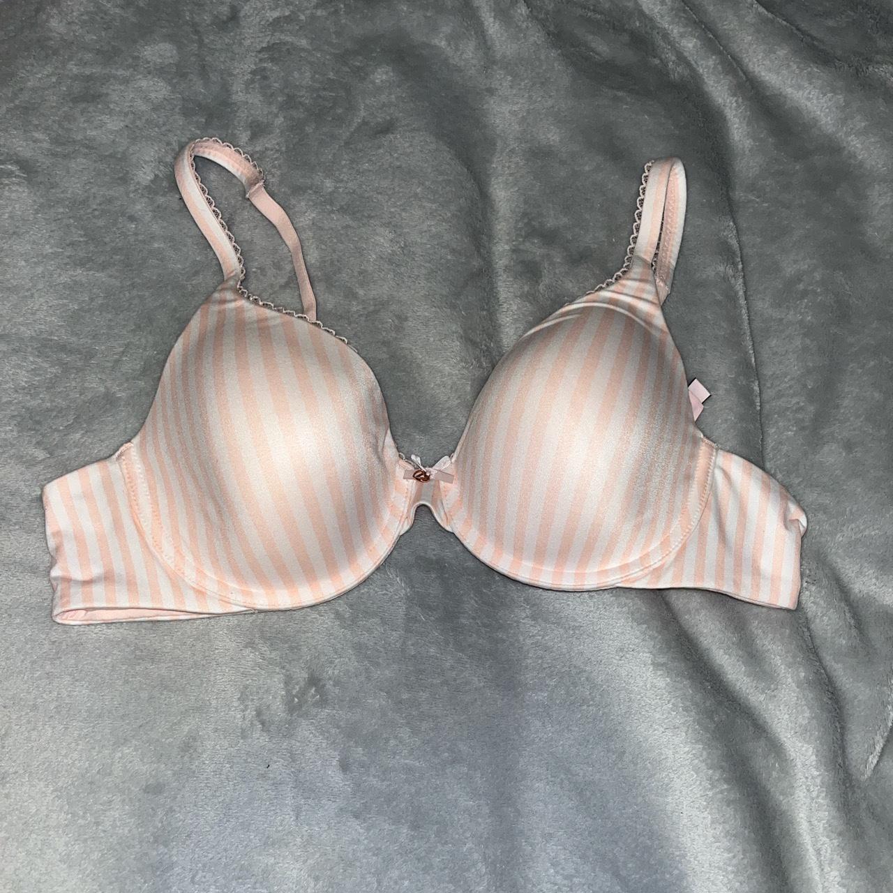 Out of this world vintage strapless Bra Pastel pink - Depop