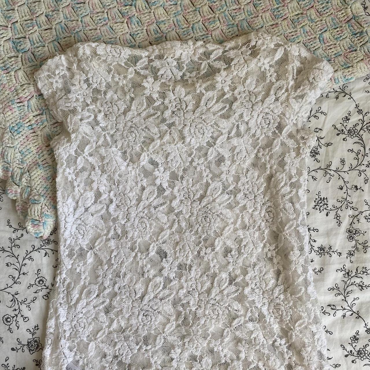 cute white lace top (reminds me of coachella!) size... - Depop