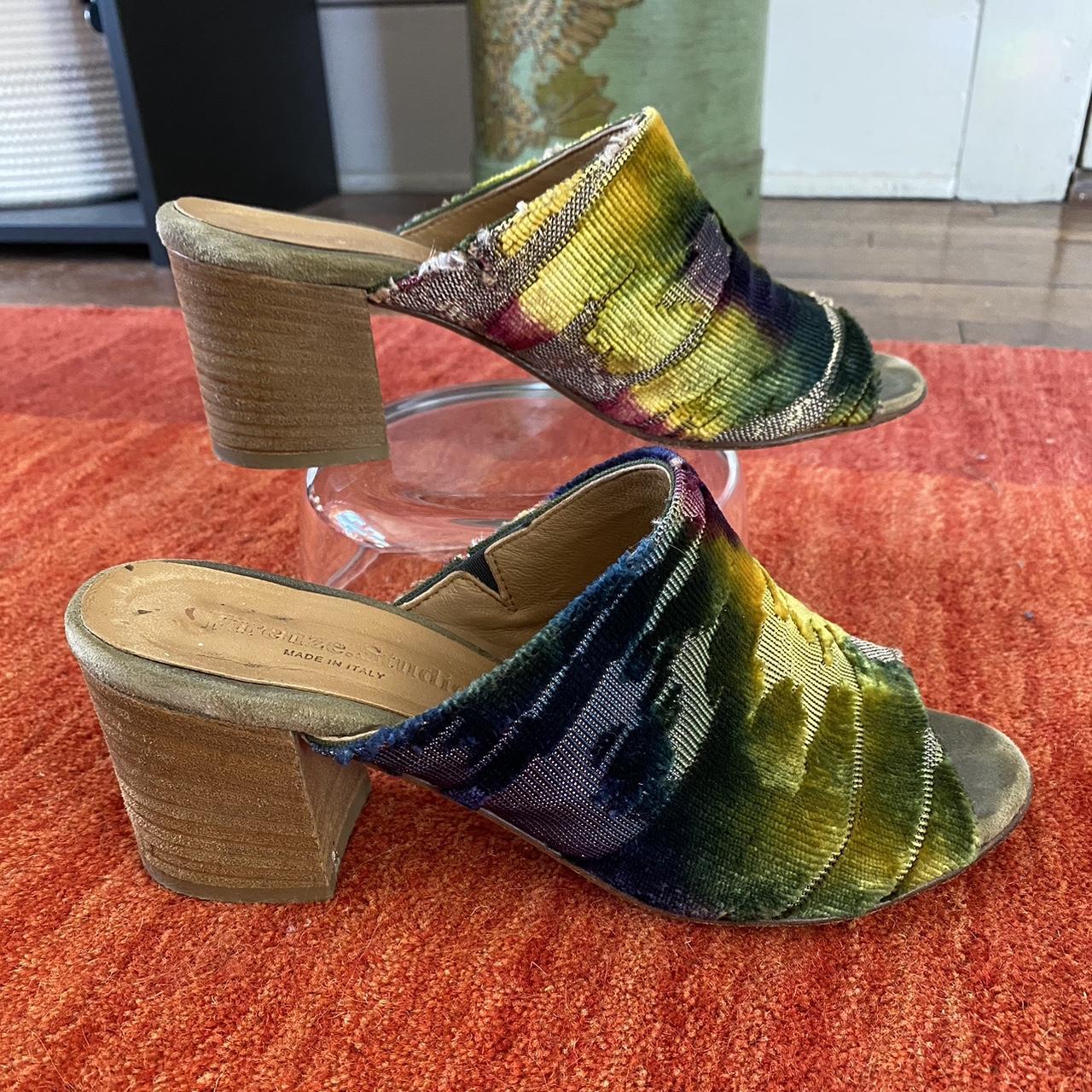 item listed by alexaguilar
