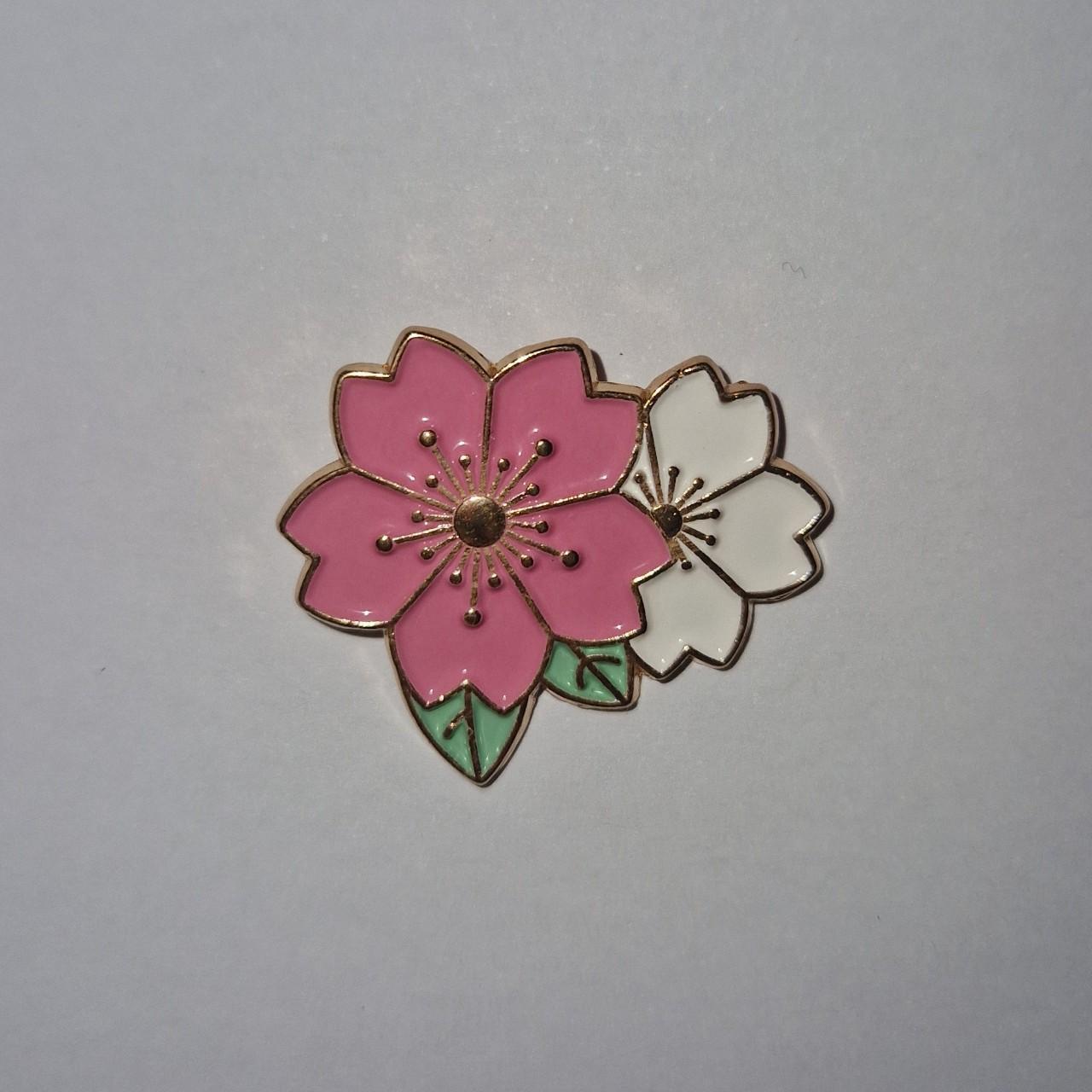 Aesthetic Floral Flowers Pin Badge Brooch Amazing... Depop