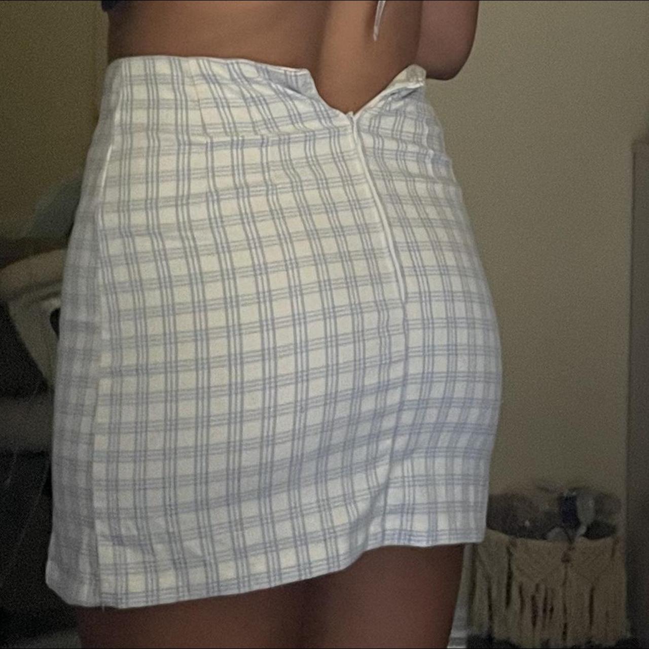 Brandy Melville plaid skirt sizing I’m a size 4... Depop