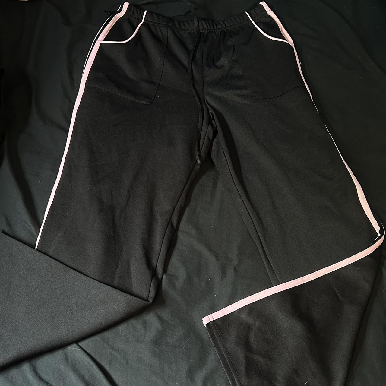 item listed by golddiggerz