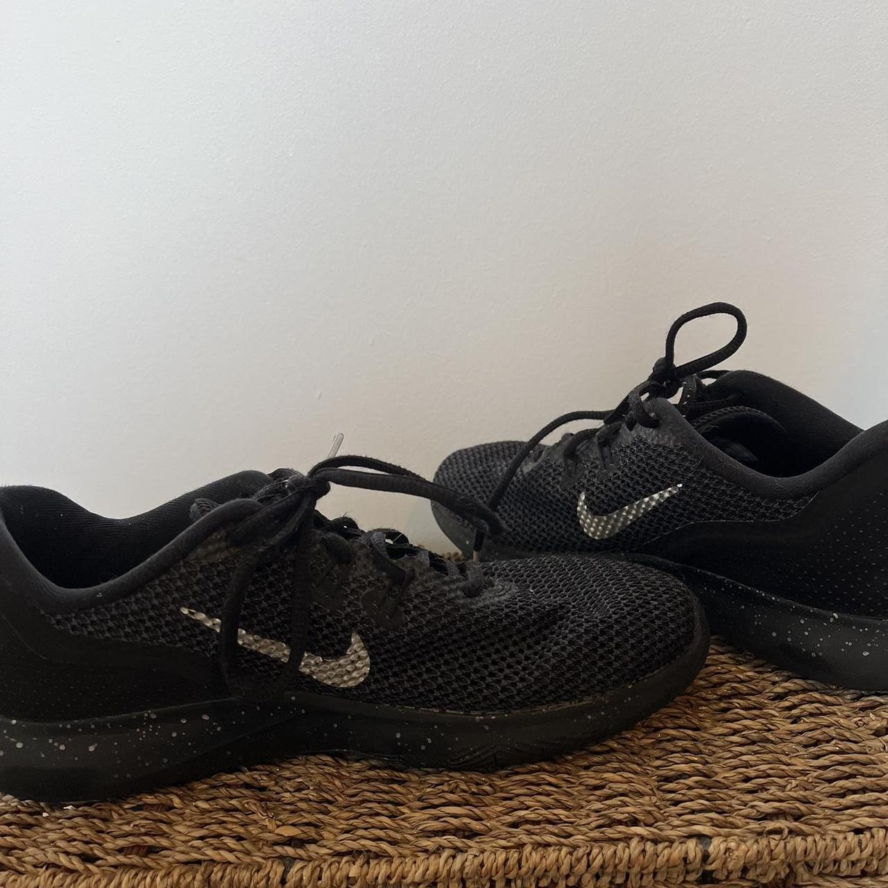 size 16 nike running shoes